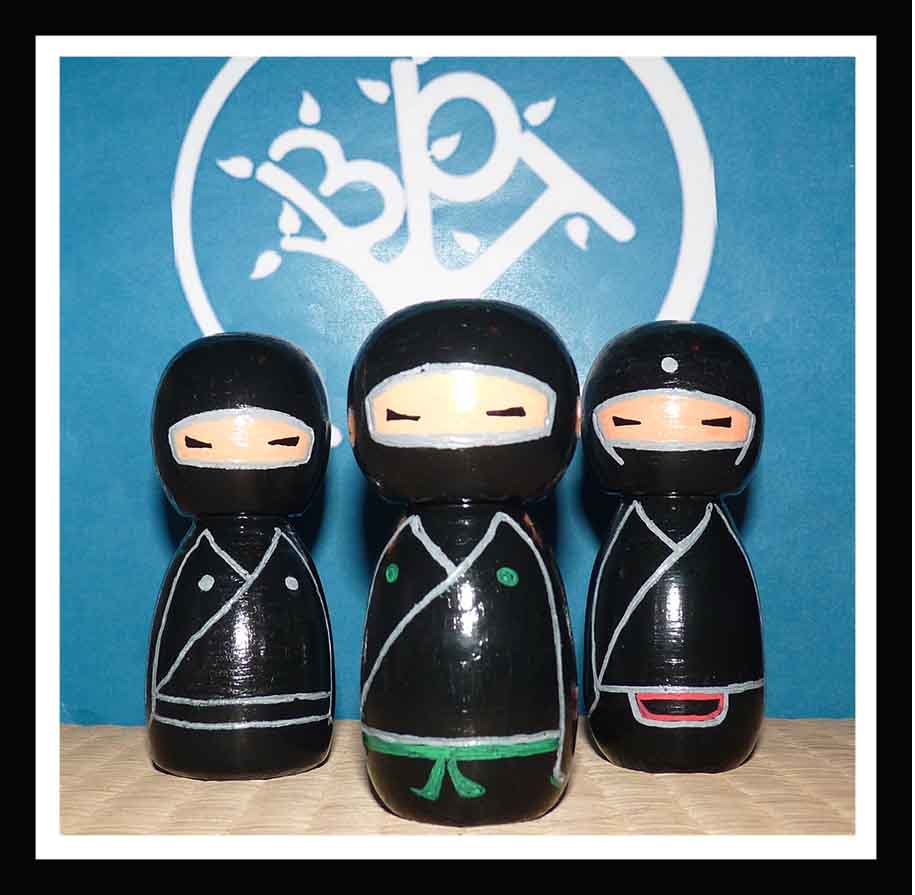 Kokeshi_ninja.jpg